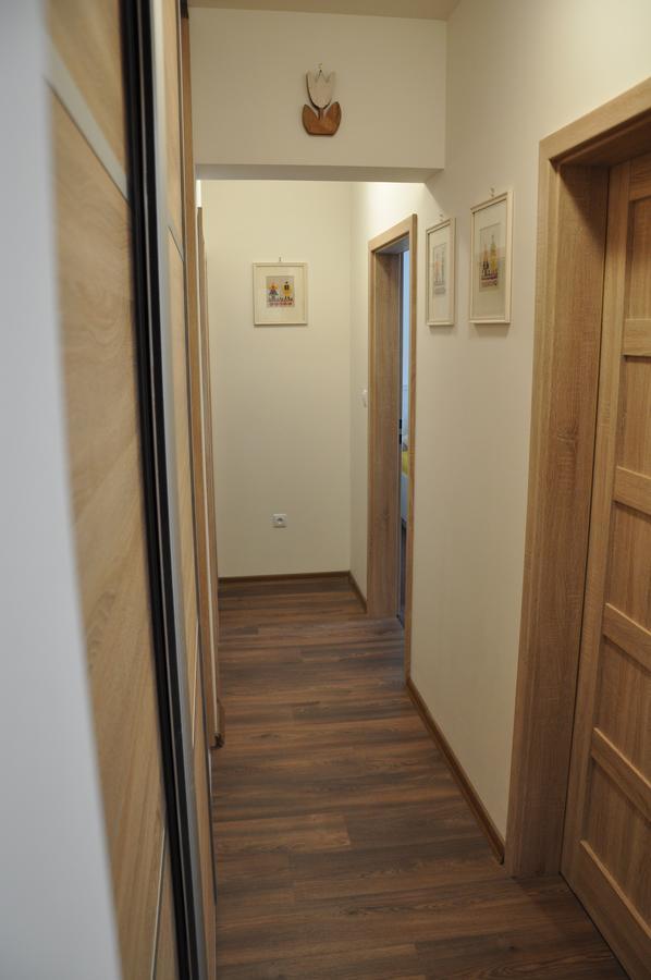 Apartman 14 Lucky Demaenovska Dolina Ngoại thất bức ảnh