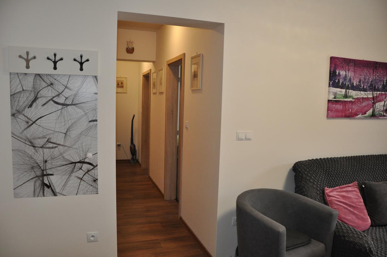 Apartman 14 Lucky Demaenovska Dolina Ngoại thất bức ảnh